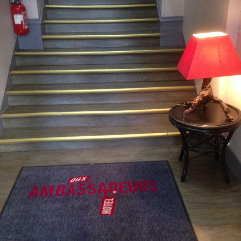 Hotel Des Ambassadeurs Тулуза Екстериор снимка
