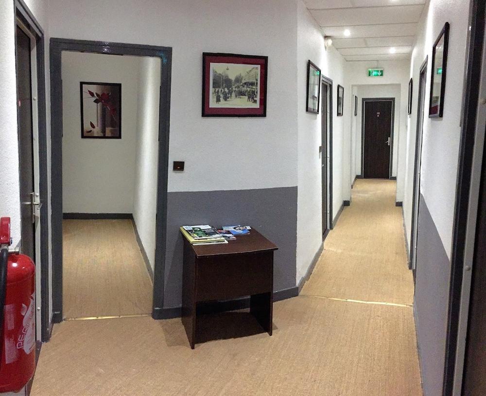 Hotel Des Ambassadeurs Тулуза Екстериор снимка