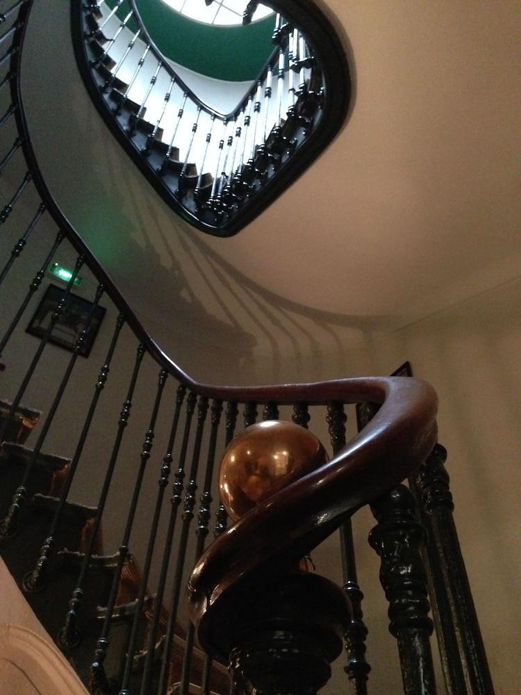 Hotel Des Ambassadeurs Тулуза Екстериор снимка